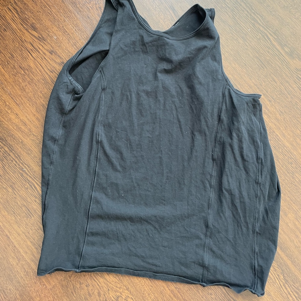 Lululemon black open back shirt